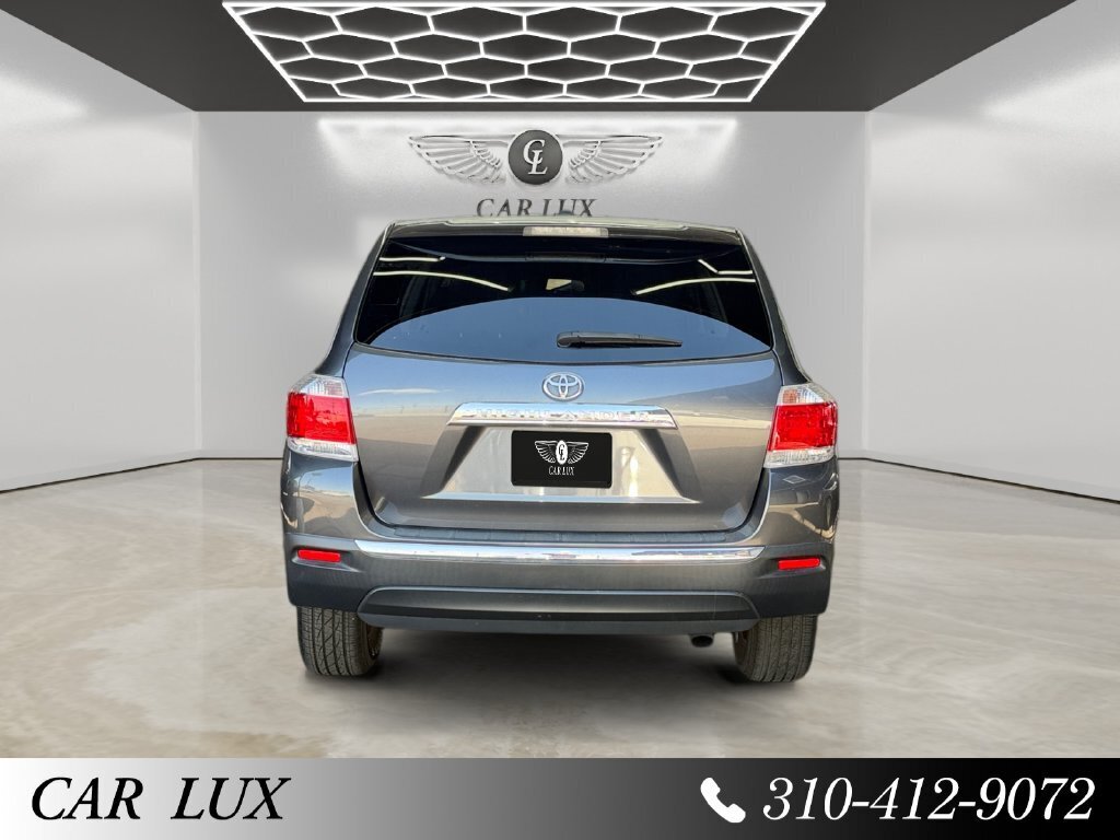 2011 Toyota Highlander - Photo 4 - Lennox, CA 90304