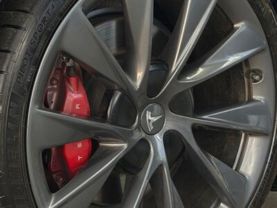 2020 Tesla Model S Performance   - Photo 19 - Lennox, CA 90304