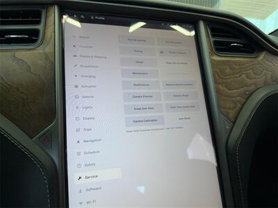 2020 Tesla Model S Performance   - Photo 25 - Lennox, CA 90304