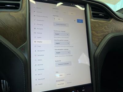 2020 Tesla Model S Performance   - Photo 15 - Lennox, CA 90304