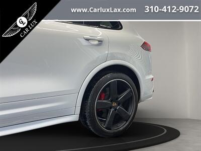 2016 Porsche Cayenne GTS   - Photo 10 - Lennox, CA 90304