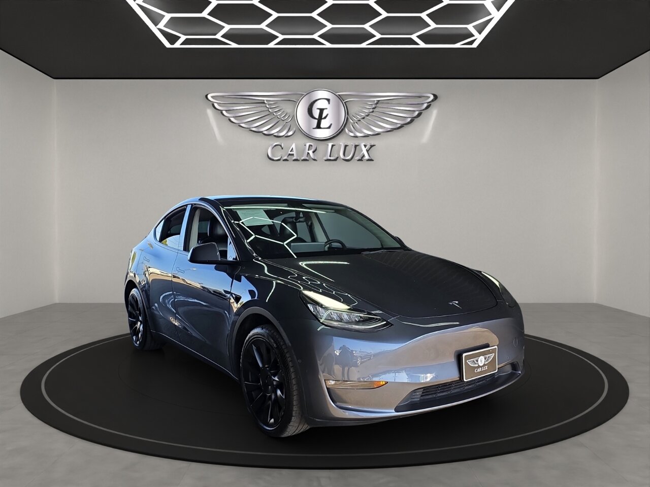 2021 Tesla Model Y Long Range - Photo 1 - Lennox, CA 90304
