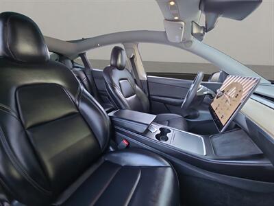 2021 Tesla Model Y Long Range   - Photo 18 - Lennox, CA 90304