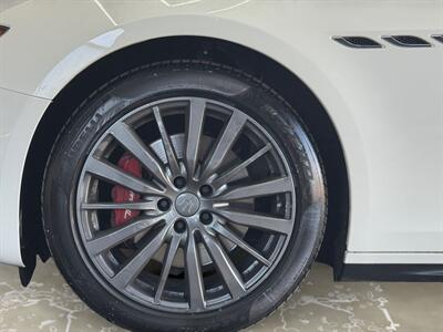 2018 Maserati Ghibli   - Photo 28 - Lennox, CA 90304