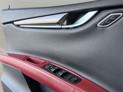 2018 Maserati Ghibli   - Photo 18 - Lennox, CA 90304