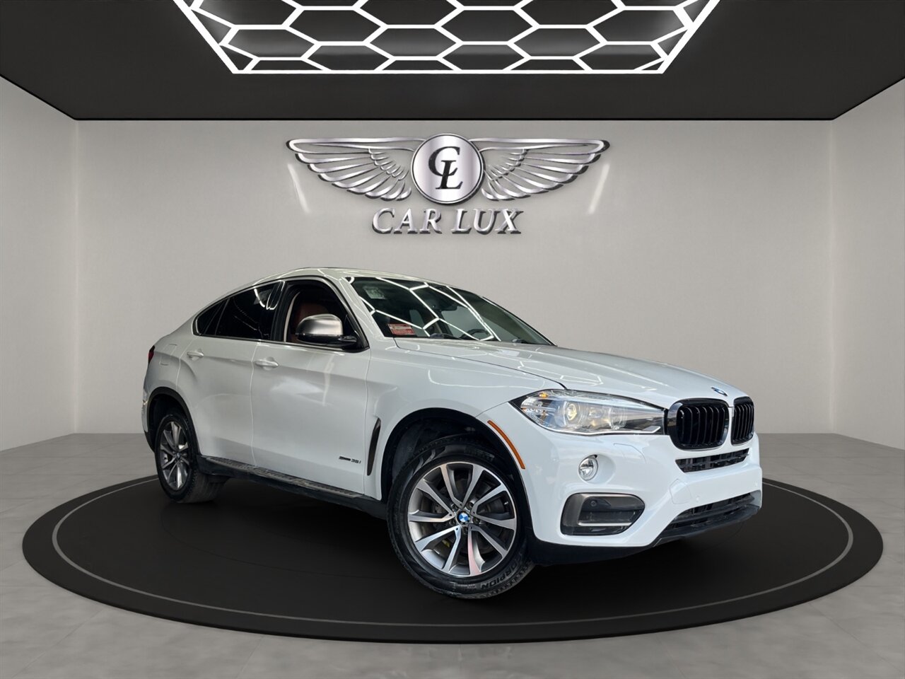 2015 BMW X6 sDrive35i - Photo 1 - Lennox, CA 90304