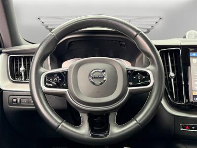 2021 Volvo XC60 Recharge T8 R-Design   - Photo 12 - Lennox, CA 90304