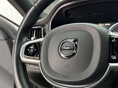 2021 Volvo XC60 Recharge T8 R-Design   - Photo 17 - Lennox, CA 90304