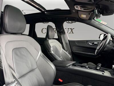 2021 Volvo XC60 Recharge T8 R-Design   - Photo 14 - Lennox, CA 90304