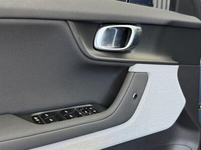 2024 Polestar 2 Long Range Single Motor   - Photo 18 - Lennox, CA 90304