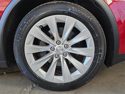 2020 Tesla Model X Long Range - Photo 18 - Lennox, CA 90304