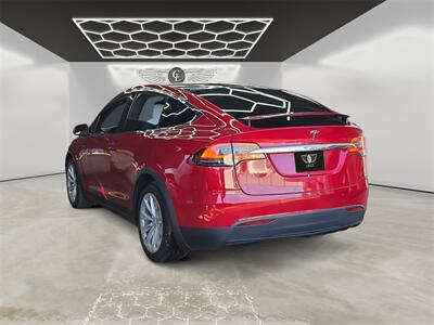 2020 Tesla Model X Long Range - Photo 3 - Lennox, CA 90304
