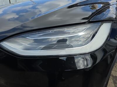 2018 Tesla Model X 75D   - Photo 18 - Lennox, CA 90304
