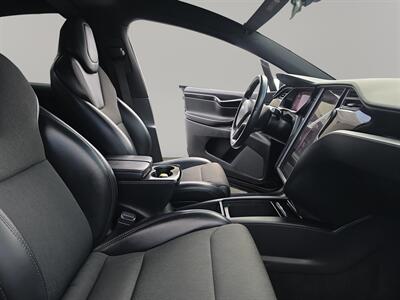 2018 Tesla Model X 75D   - Photo 14 - Lennox, CA 90304