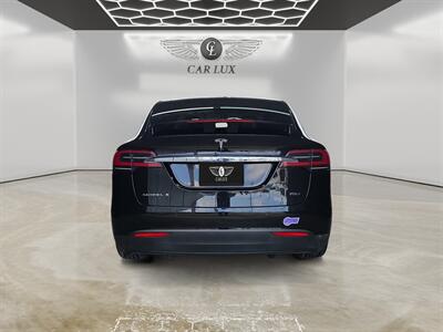 2018 Tesla Model X 75D   - Photo 5 - Lennox, CA 90304