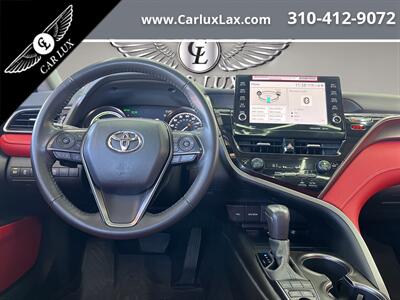 2024 Toyota Camry Hybrid XSE   - Photo 14 - Lennox, CA 90304