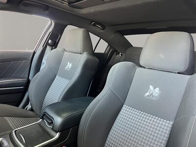 2022 Dodge Charger R/T Scat Pack   - Photo 9 - Lennox, CA 90304