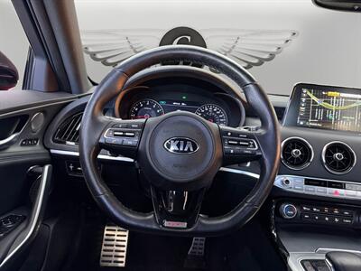 2018 Kia Stinger GT2   - Photo 12 - Lennox, CA 90304