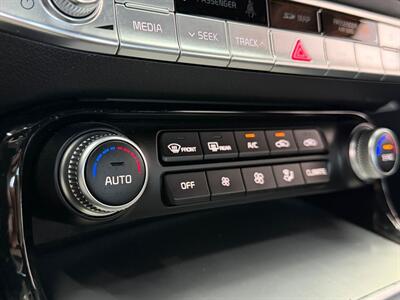 2018 Kia Stinger GT2   - Photo 22 - Lennox, CA 90304
