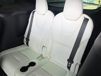 2017 Tesla Model X 75D   - Photo 18 - Lennox, CA 90304