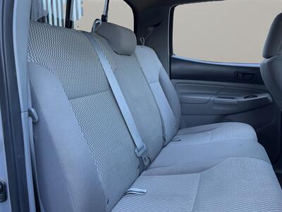 2014 Toyota Tacoma PreRunner   - Photo 14 - Lennox, CA 90304