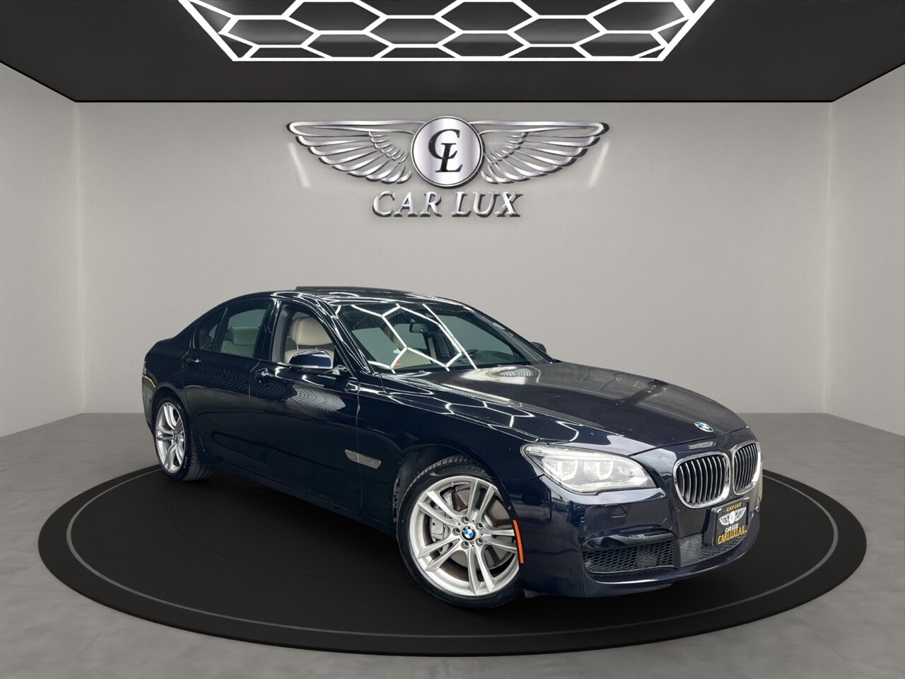2015 BMW 750i M SPORT - Photo 1 - Lennox, CA 90304