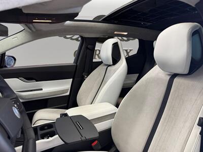 2023 Fisker Ocean Extreme   - Photo 9 - Lennox, CA 90304