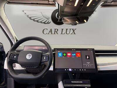 2023 Fisker Ocean Extreme   - Photo 10 - Lennox, CA 90304