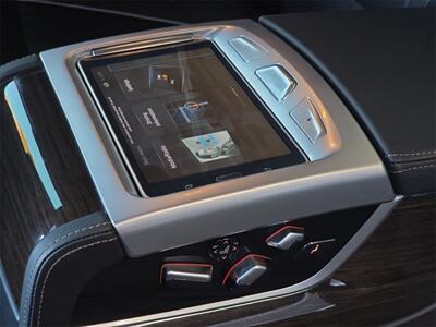 2018 BMW 750i - Photo 19 - Lennox, CA 90304
