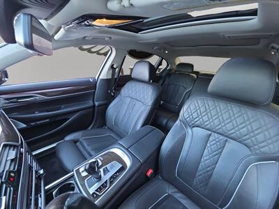 2018 BMW 750i   - Photo 10 - Lennox, CA 90304