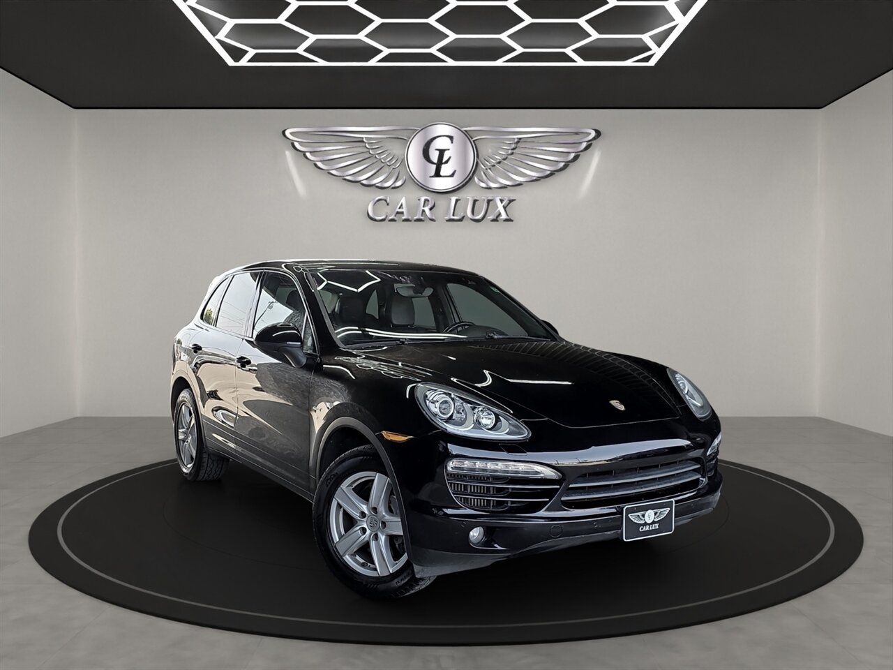 2014 Porsche Cayenne Diesel - Photo 1 - Lennox, CA 90304