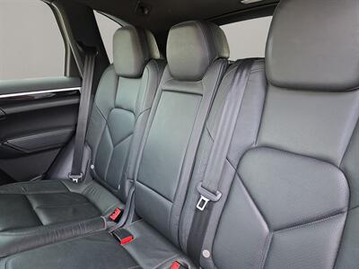 2014 Porsche Cayenne Diesel   - Photo 12 - Lennox, CA 90304