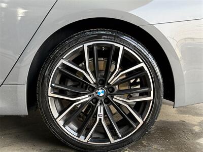2021 BMW 530e iPerformance  M SPORT - Photo 20 - Lennox, CA 90304