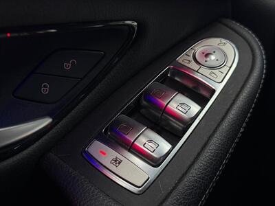 2020 Mercedes-Benz GLC GLC 300 - Photo 26 - Lennox, CA 90304