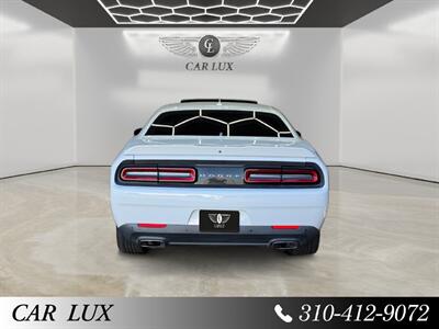 2018 Dodge Challenger SXT   - Photo 4 - Lennox, CA 90304