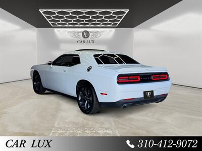 2018 Dodge Challenger SXT   - Photo 3 - Lennox, CA 90304