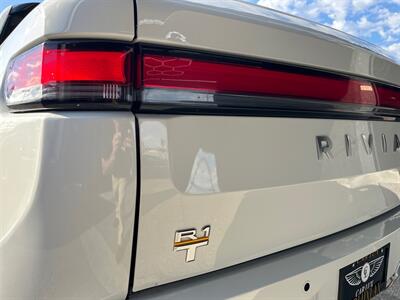 2022 Rivian R1T Launch Edition   - Photo 24 - Lennox, CA 90304