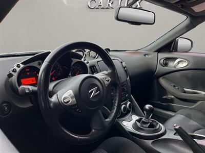 2019 Nissan 370Z Sport   - Photo 15 - Lennox, CA 90304