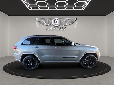 2020 Jeep Grand Cherokee Altitude   - Photo 8 - Lennox, CA 90304