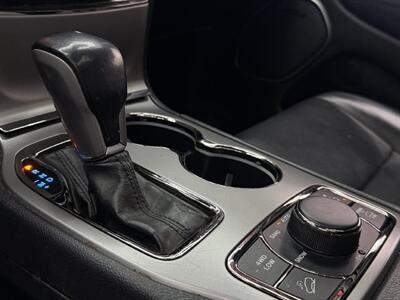 2020 Jeep Grand Cherokee High Altitude   - Photo 20 - Lennox, CA 90304