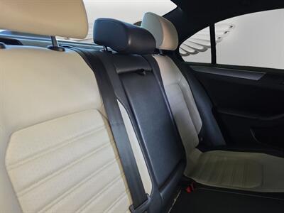 2016 Volkswagen Jetta 1.8T Sport   - Photo 17 - Lennox, CA 90304