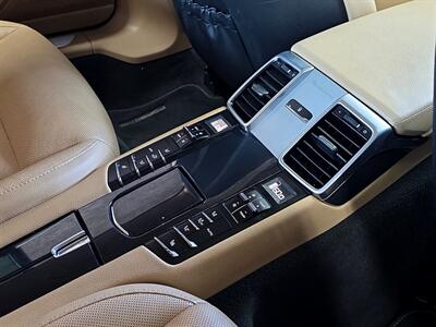 2016 Porsche Panamera Edition   - Photo 26 - Lennox, CA 90304