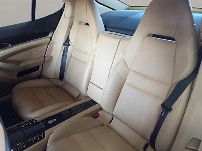 2016 Porsche Panamera Edition   - Photo 12 - Lennox, CA 90304