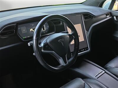 2017 Tesla Model X 90D   - Photo 10 - Lennox, CA 90304