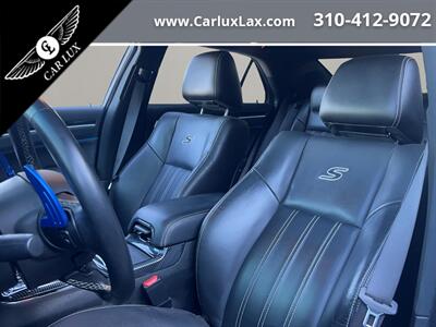 2022 Chrysler 300 Series S V8   - Photo 10 - Lennox, CA 90304