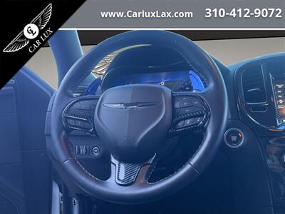 2022 Chrysler 300 Series S V8   - Photo 18 - Lennox, CA 90304