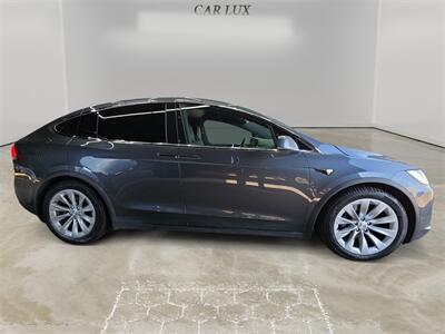 2017 Tesla Model X 100D   - Photo 6 - Lennox, CA 90304