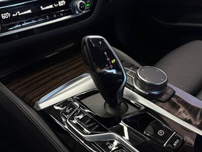 2023 BMW 530e iPerformance  M SPORT - Photo 25 - Lennox, CA 90304