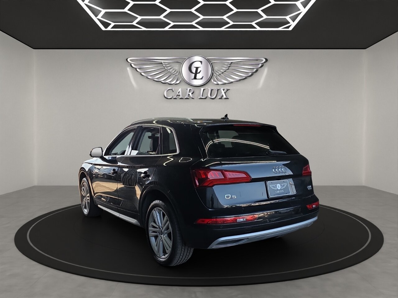 2018 Audi Q5 2.0T Prestige Premium photo 3