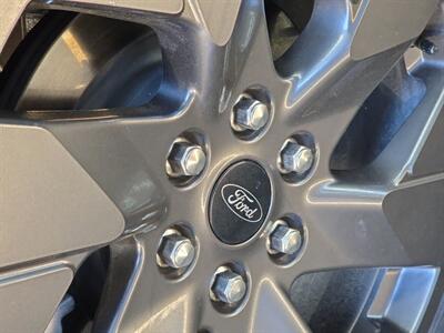 2024 Ford F-150 Lightning Flash   - Photo 23 - Lennox, CA 90304